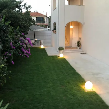 The Bridge Casa Luxury Apartment *