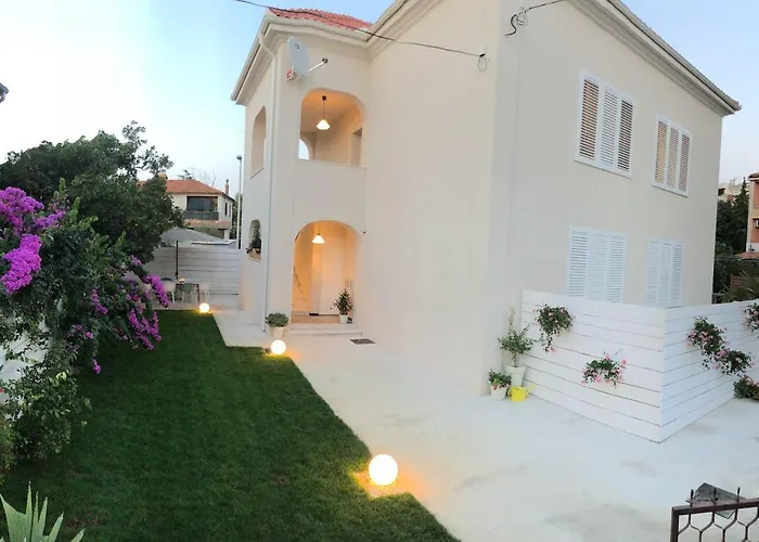 The Bridge Casa Luxury Апартаменты *